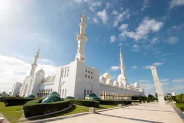 Fototapeta na wymiar Sheikh Zayed Mosque. UAE