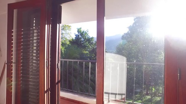 vista al cerro San Javier desde balc&oacute;n
