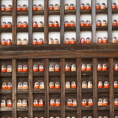 勝尾寺　ダルマ