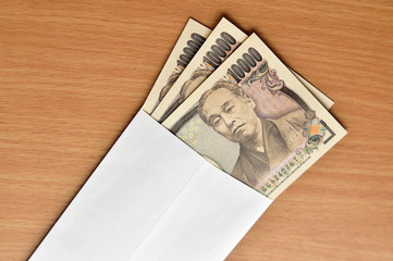 新型コロナウイルス感染症対策の補助金。現金給付。