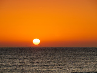 Naklejka premium Sunrise over sea