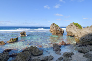 沖縄　宮古島　伊良部島　サバウツガー（サバ沖井戸）