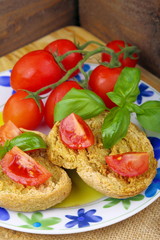 Bruschetta e basilico