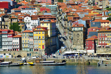 Fototapeta na wymiar PORTO PORTUGAL MARCH 2015, Old colorful houses in old part of Porto Portugal.