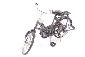 Fototapeta na wymiar Old bicycle isolated on white background