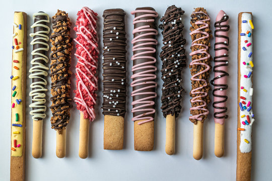 homemade stick chocolate for Valentine's Day.