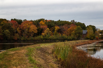 Fototapeta na wymiar Autumn Landscapes in Massachusetts