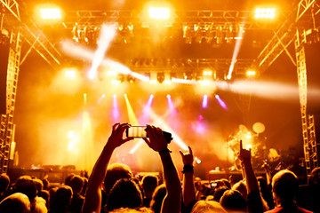 Fototapeta na wymiar concert crowd at rock concert