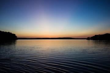 Fototapeta na wymiar Sunset at Copan Lake