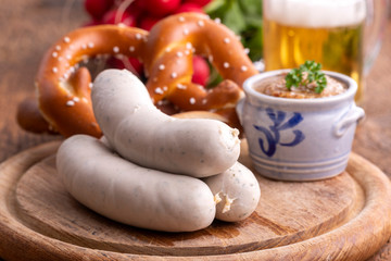 bavarian white sausages - 338099993