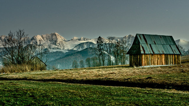 Tatry z  Bachledzkiego Wierchu. 