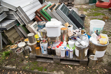 paint cans
