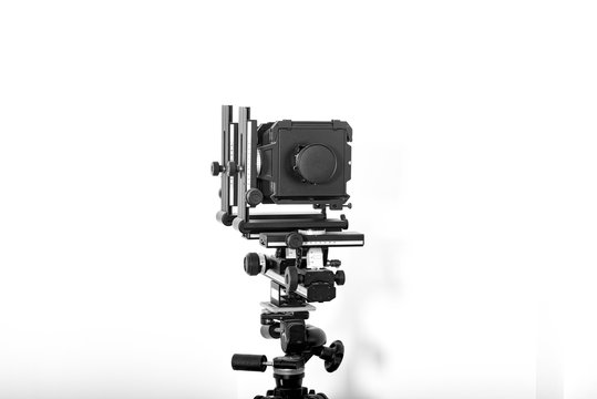 Cámara de gran formato con corrección de perspectiva. 10x12,5cm diapositiva. 