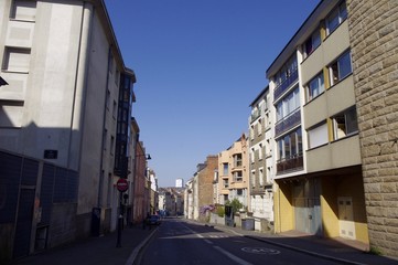 Fototapeta na wymiar Rue Legraverend à Rennes