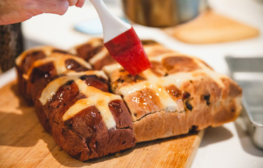 Pastel día de pascua, hot cross bun