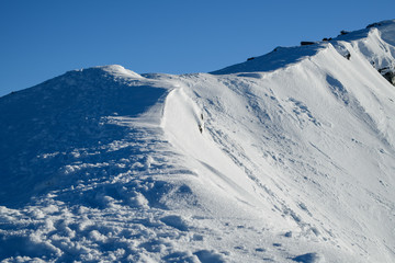 Fototapeta premium Snow peak in south island, New Zealand. Photograph in winter 2019.