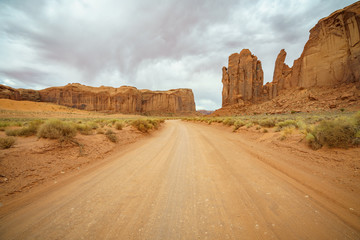 the scenic drive in the monument valley, usa