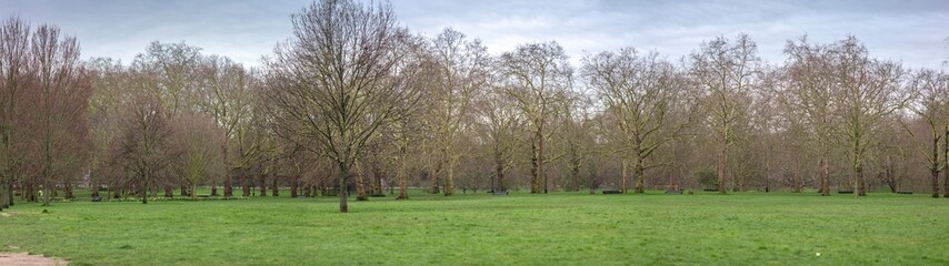 Obraz premium Green Park Pano