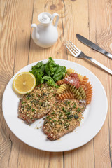 豚ロース肉のハーブパン粉焼き