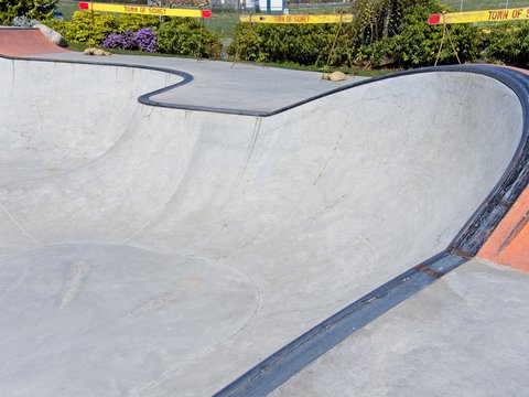 Skateboarding rink in Sidney BC boarded up by town to prevent spread of infection - Powered by Adobe