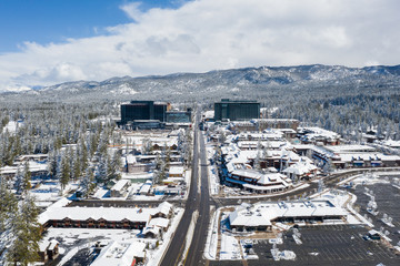 South Lake Tahoe - Rare Empty Streets / Roads during April 2020 Coronavirus / COVID-19 Quarantine 