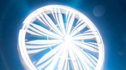 manege grande roue nuit lumière