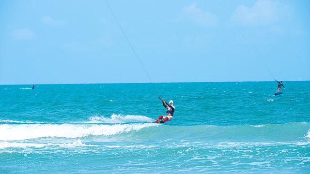 Kitesurfing Thailand Hua hin on a Sunny day