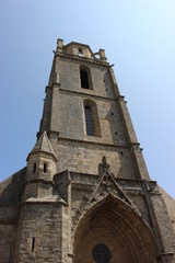 Fototapeta na wymiar Façade de l'église saint-Guénolé à Batz-sur-Mer