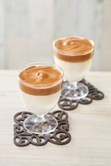 タルゴナコーヒー　Dalgona Coffee