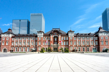 ほぼ無人の東京駅