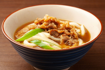カレー肉うどん