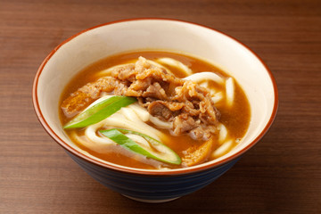 カレー肉うどん