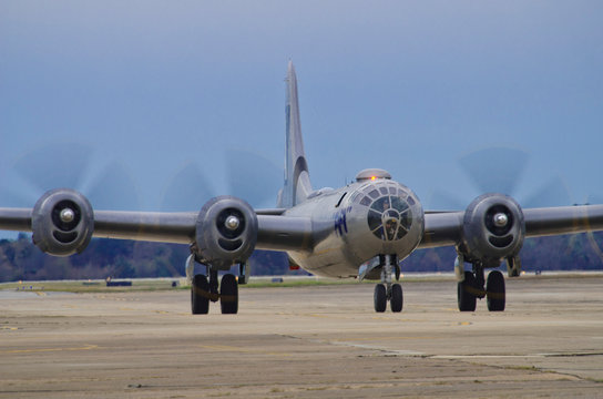 B-29 Super Fortress - Fifi