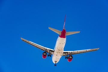 Commercial Jet on final approach