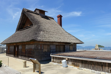 濃縮台 宇多津町の復元塩田 入浜式塩田 塩づくり