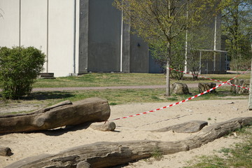 Gesperrter Freizeitpark während der Coronakrise