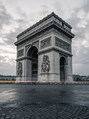 Fototapeta na wymiar Arc de Triomphe (Arch of Triumph), Avenue des Champs-Elysees, Paris, France.