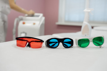 Safety glasses for laser hair removal
