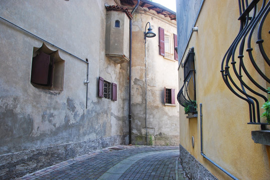 Edifici nel centro storico di Garbagnate Monastero, in provincia di Lecco