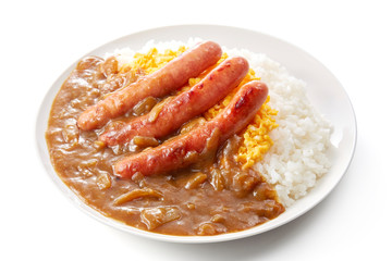 ソーセージとスクランブルエッグをトッピングしたカレーライス