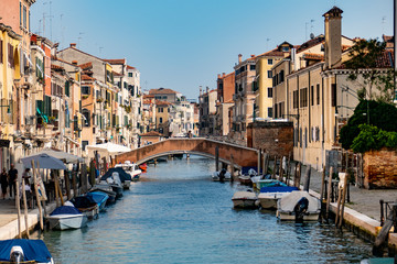 Venezia (Veneto) - Panorami e particolari della città a colori