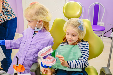 Children play in dentists office