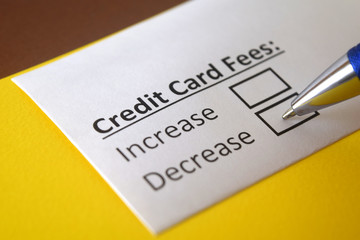 Obraz premium One person is answering question about credit card fees.