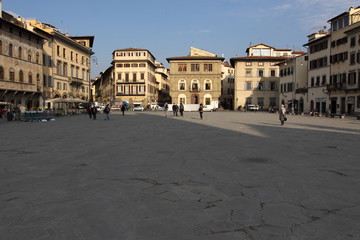 Fototapeta na wymiar Piazza Santa Croce in Florence in the early morning in the sun