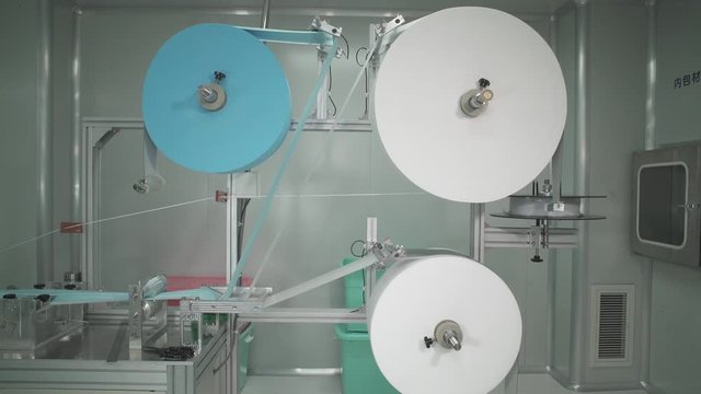 Usine de masque en chine pendant le coronavirus