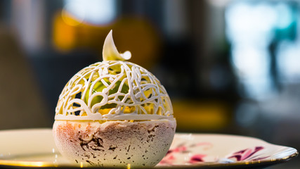 An elegant, tasty cake on a Zsolnay plate.