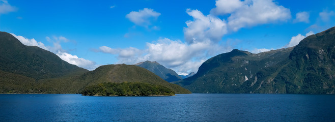 Fototapeta na wymiar Views from within Doubtful Sound, South Island, New Zealand