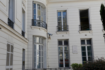 Fototapeta na wymiar Home of two Presidents, John Adams and John Quincy Adams lived here in 1784 and 1785 at 45 rue d' Auteuil, 16th arr. - Paris France - shot AUGUST 2015