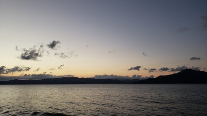 praia, mar, férias,  pôr do sol, natureza, água, montanhas, paraíso