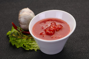 Spicy tomato and garlic sauce